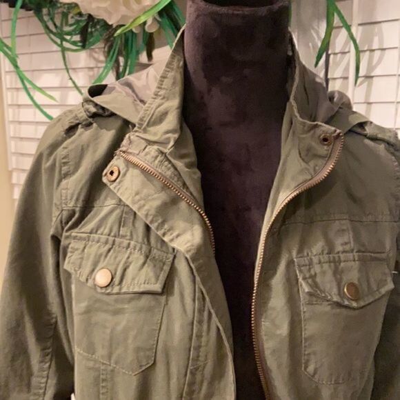 ARMY green jacket with hood - Picture 2 of 7